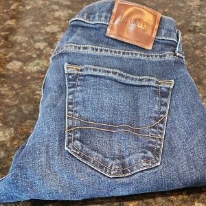 Hollister Men's Slim Straight Dark Blue Jeans Size 30x32